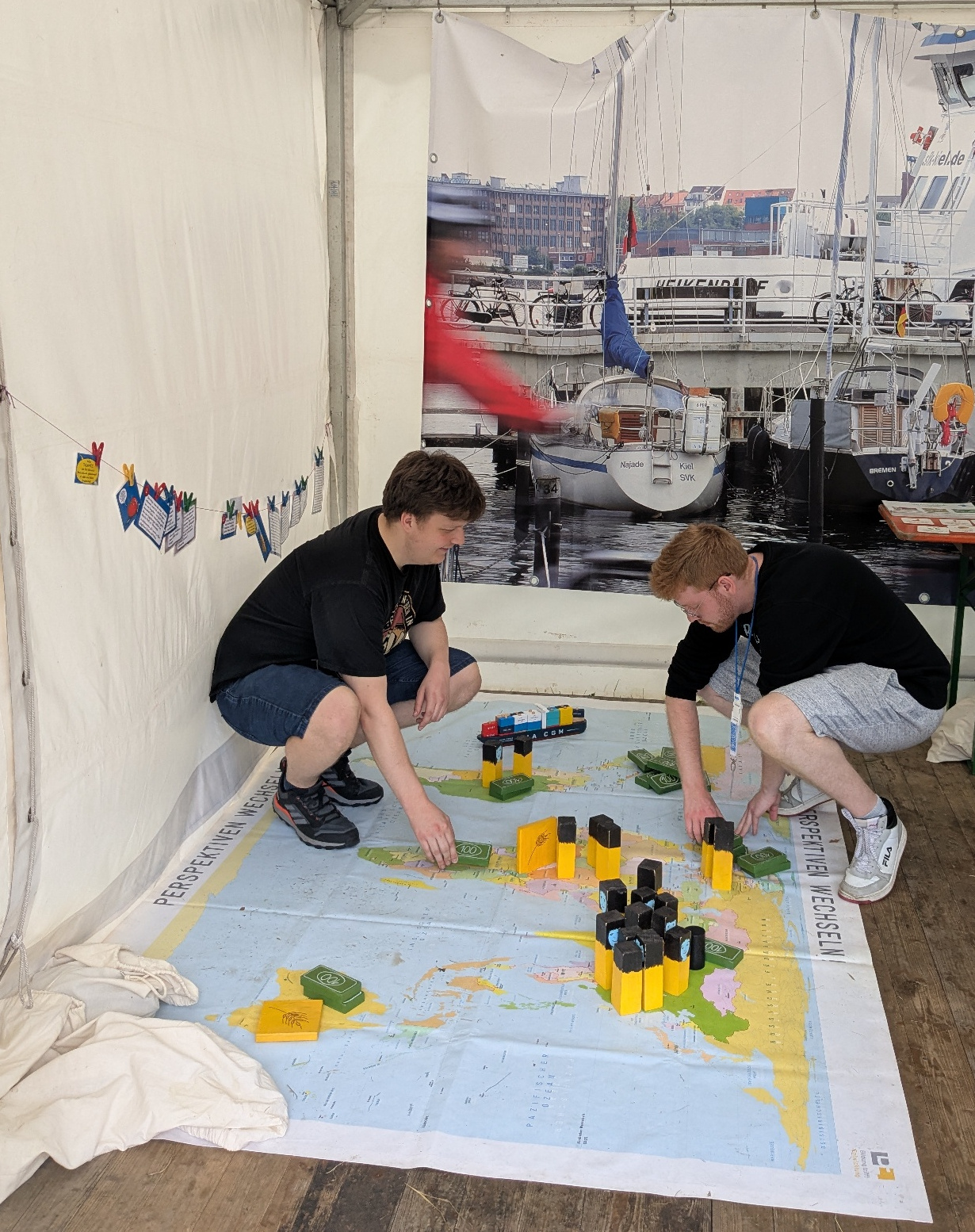 Weltverteilungsspiel auf der KiWo 2025